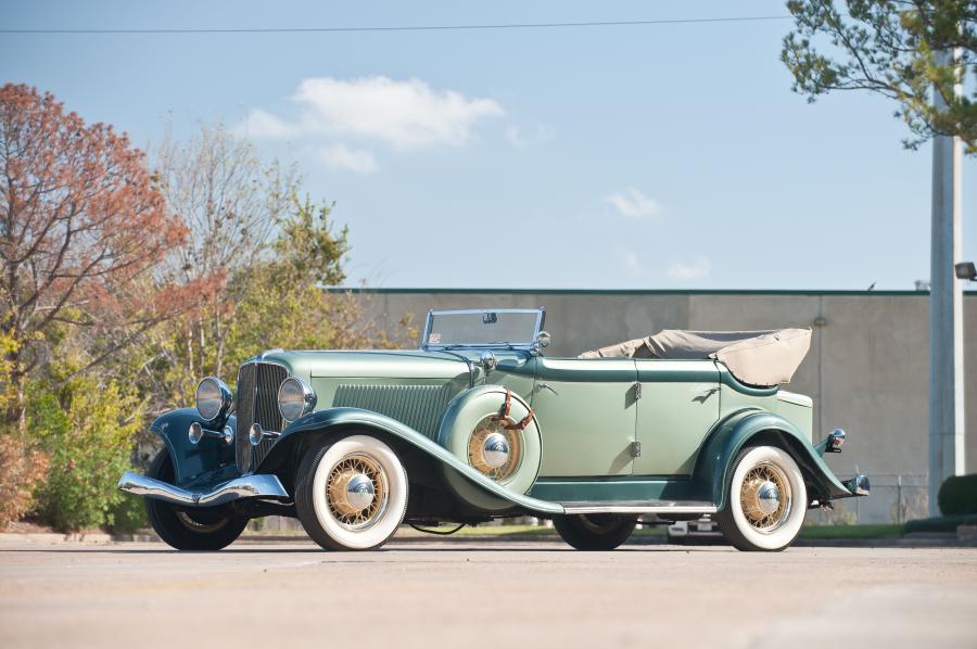  Auburn 8-105 Salon Dual Ratio Convertible Sedan 1933 года  (фото 35 из 48)